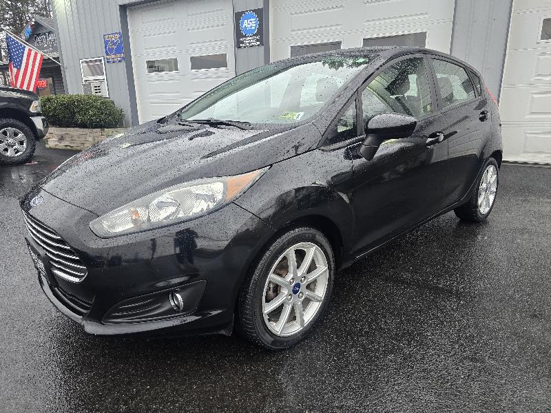 2019 Ford Fiesta SE's photo