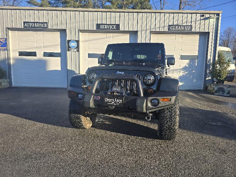 Jeep Wrangler Unlimited Sahara 4WD 2013