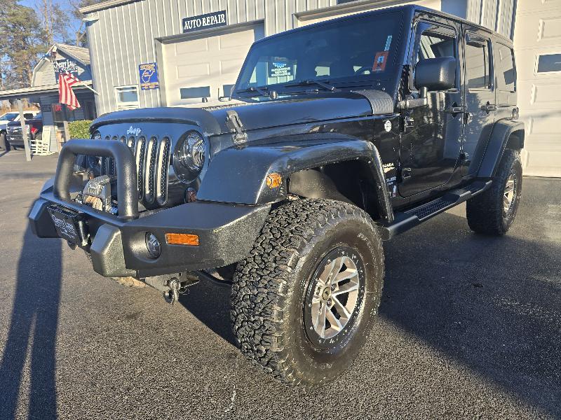 Jeep Wrangler Unlimited Sahara 4WD 2013