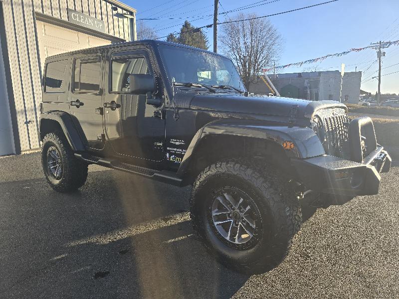 Jeep Wrangler Unlimited Sahara 4WD 2013