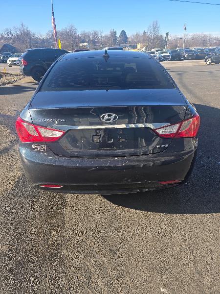 Hyundai Sonata SE Auto 2011