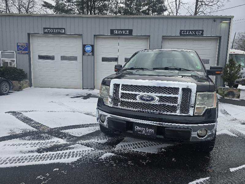 Ford F-150 XL SuperCrew 5.5-ft. Bed 4WD 2010