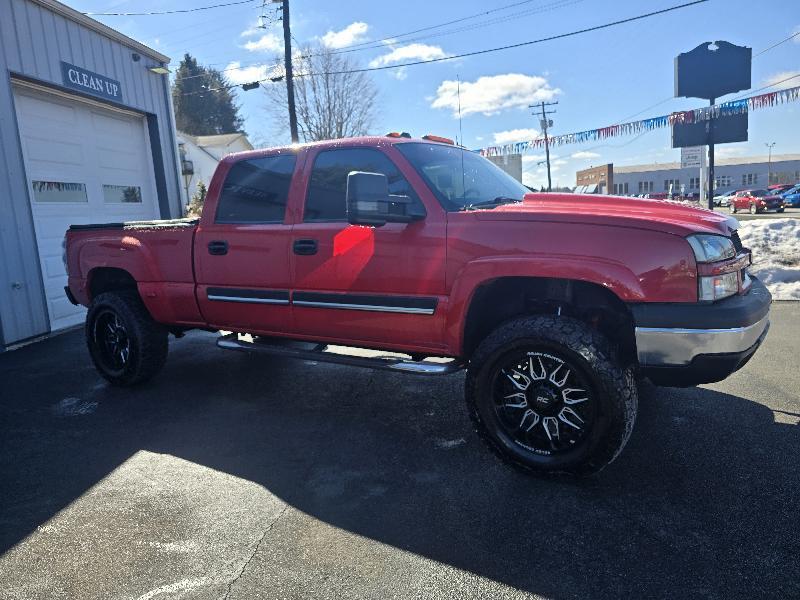 Chevrolet Silverado 2500 LS Crew Cab 4WD 2004