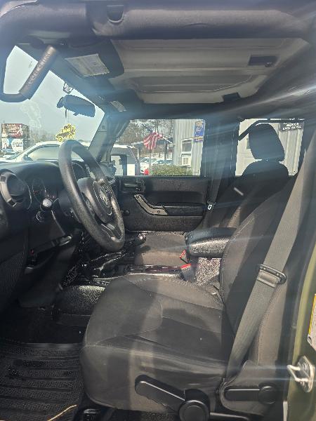 Jeep Wrangler Unlimited Sport 4WD 2015