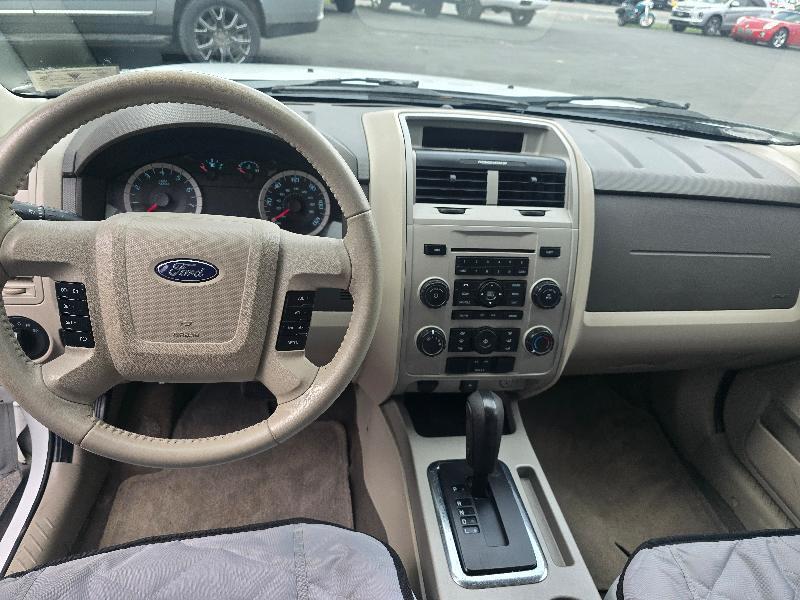 Ford Escape XLT 4WD 2010