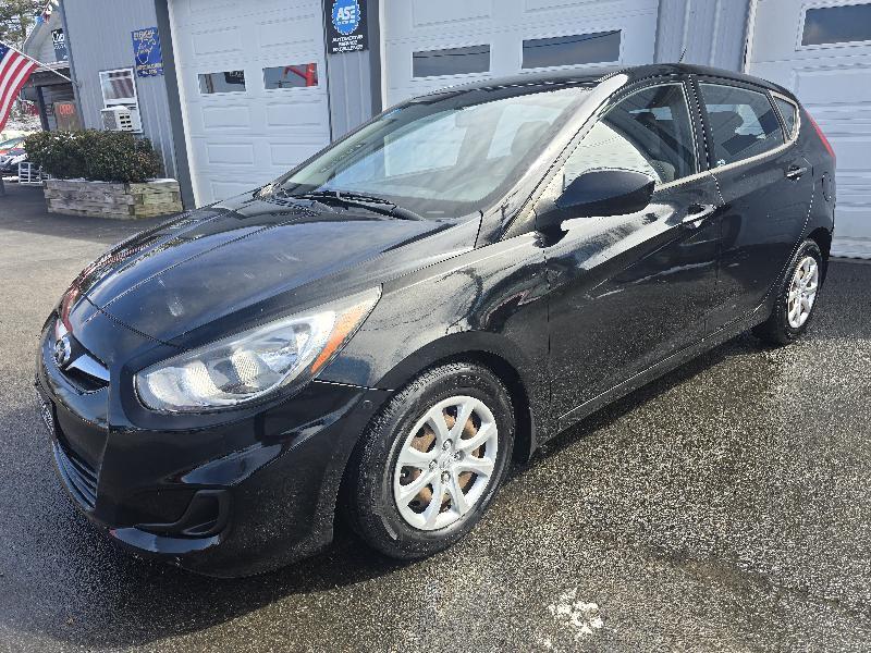 Hyundai Accent GS 5-Door 2013