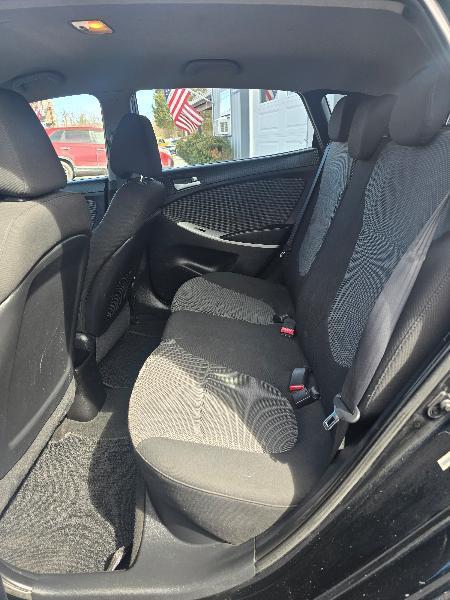 Hyundai Accent GS 5-Door 2013