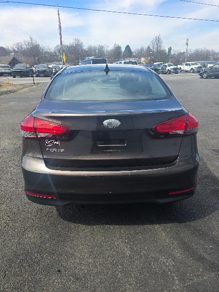 Kia Forte LX 6A 2017