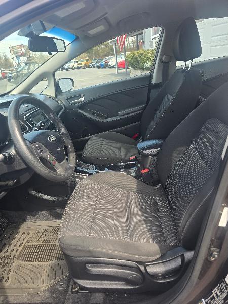 Kia Forte LX 6A 2017