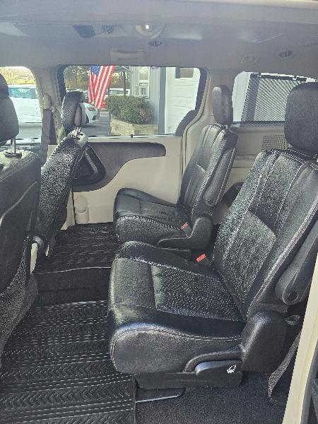 Chrysler Town & Country Touring-L 2015