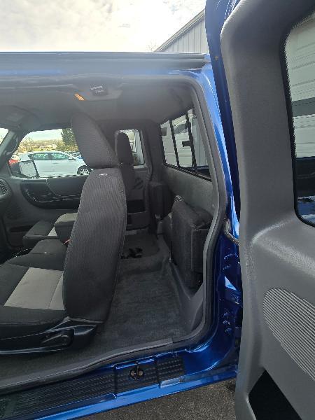 Ford Ranger XLT SuperCab 4-Door 4WD 2011