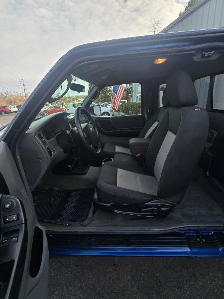 Ford Ranger XLT SuperCab 4-Door 4WD 2011