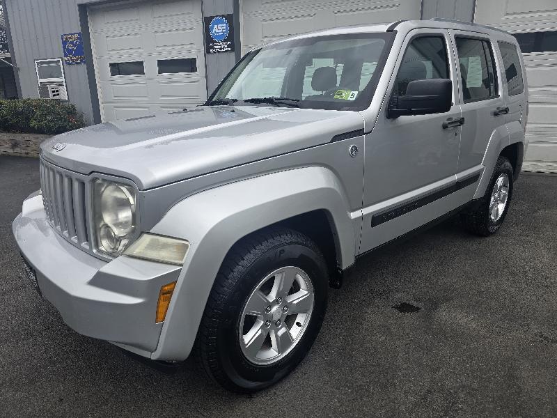 Jeep Liberty Sport 4WD 2012