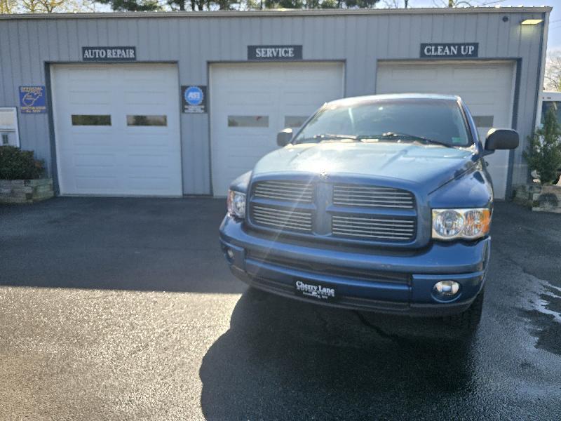 Dodge Ram 1500 ST Short Bed 4WD 2002
