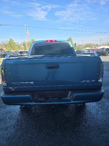 Dodge Ram 1500 ST Short Bed 4WD 2002