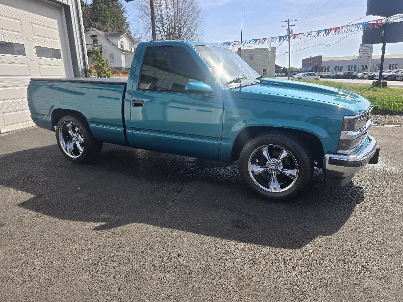 Chevrolet C/K 1500 Reg. Cab W/T 6.5-ft. bed 2WD 1994
