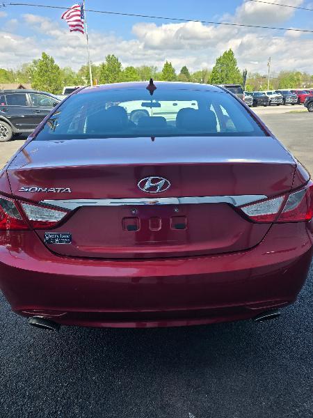 Hyundai Sonata SE Auto 2011
