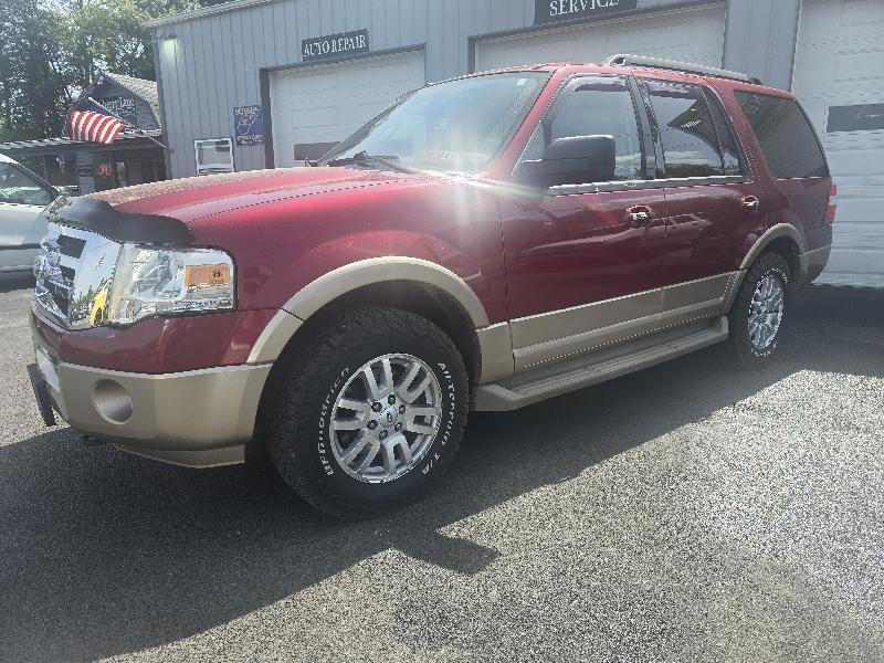 Ford Expedition XLT 4WD 2013