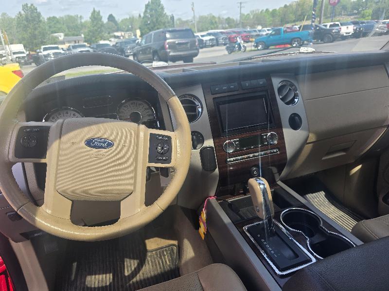 Ford Expedition XLT 4WD 2013