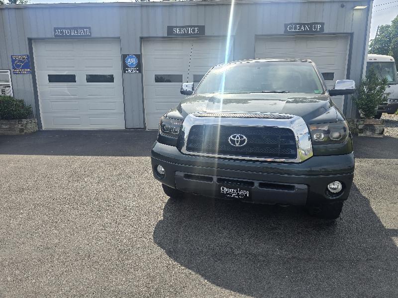 Toyota Tundra Limited CrewMax 5.7L 4WD 2008
