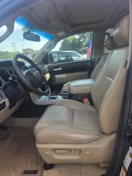 Toyota Tundra Limited CrewMax 5.7L 4WD 2008