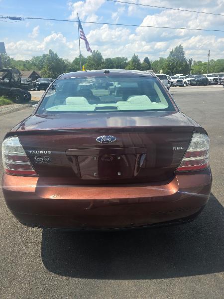 Ford Taurus SEL FWD 2009