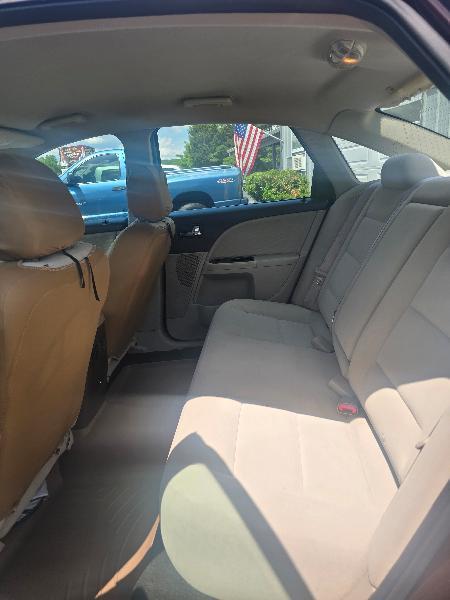 Ford Taurus SEL FWD 2009
