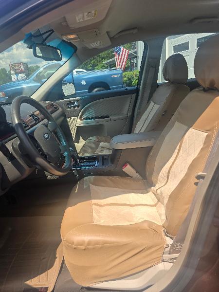 Ford Taurus SEL FWD 2009