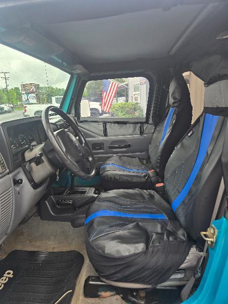 Jeep Wrangler SE 1997