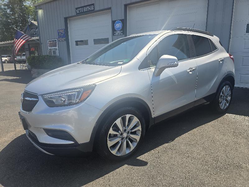 2019 Buick Encore Preferred's photo