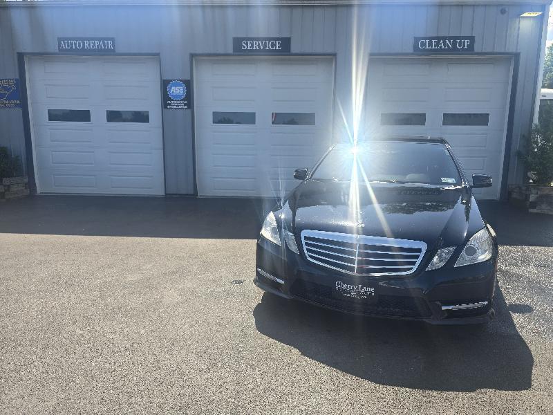 Mercedes-Benz E-Class E350 4MATIC Sedan 2012
