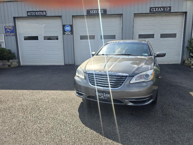 Chrysler 200 Touring 2013