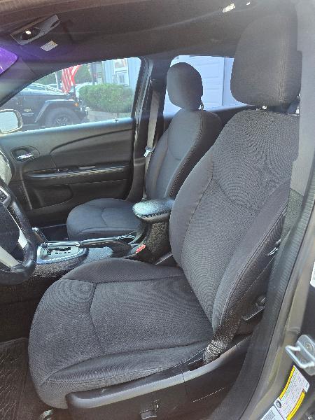 Chrysler 200 Touring 2013