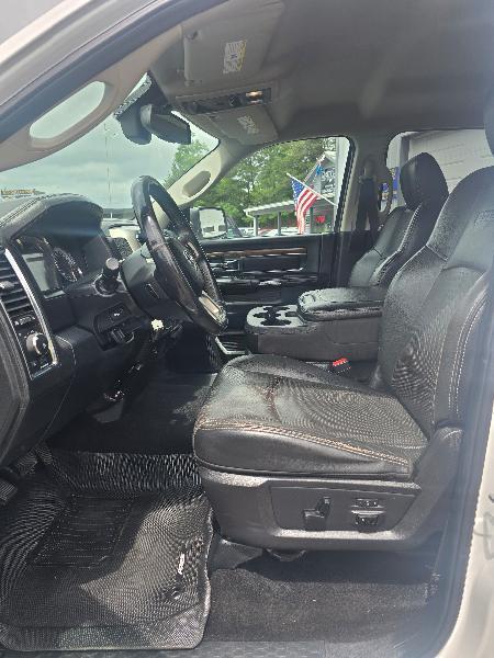 RAM 1500 Laramie Crew Cab SWB 4WD 2016