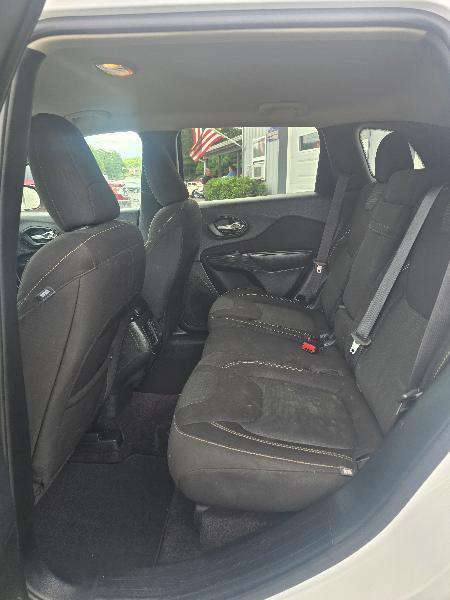 Jeep Cherokee Latitude 4WD 2016