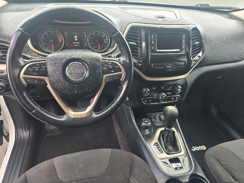 Jeep Cherokee Latitude 4WD 2016