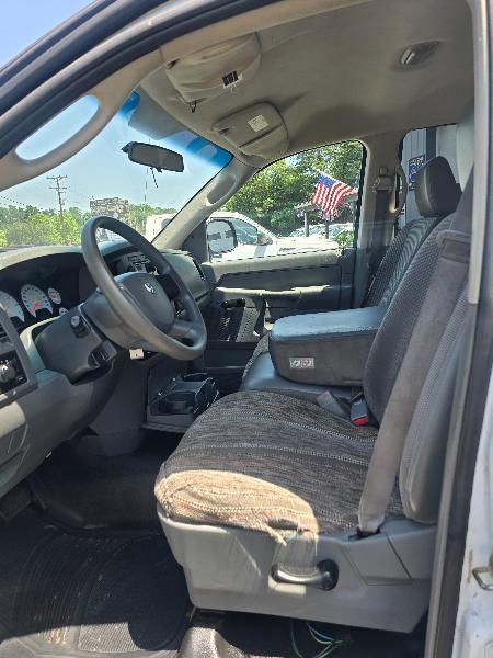Dodge Ram 1500 ST Quad Cab 4WD 2006