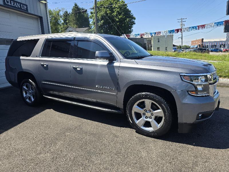 Chevrolet Suburban LT 4WD 2018