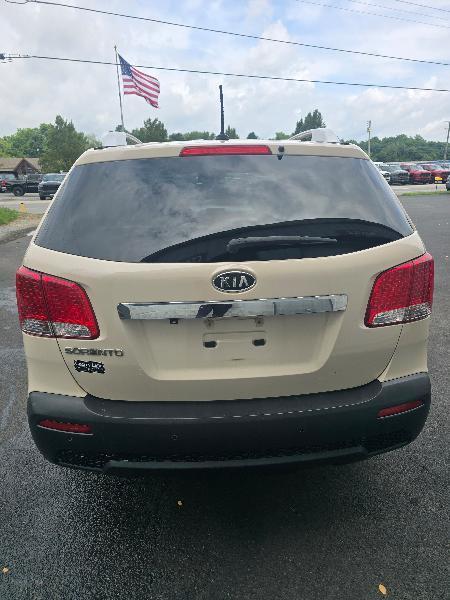 Kia Sorento LX 4WD 2011