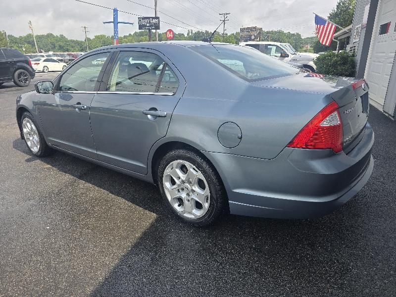 Ford Fusion I4 SE 2011