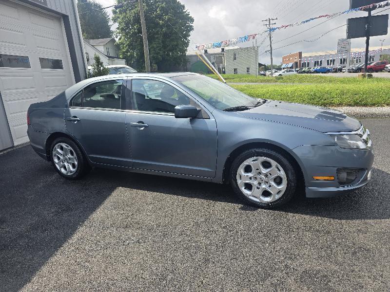 Ford Fusion I4 SE 2011