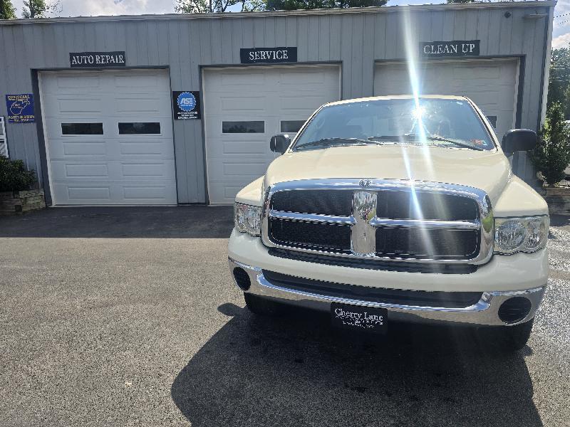Dodge Ram 1500 ST Quad Cab Long Bed 4WD 2005