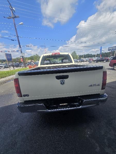 Dodge Ram 1500 ST Quad Cab Long Bed 4WD 2005
