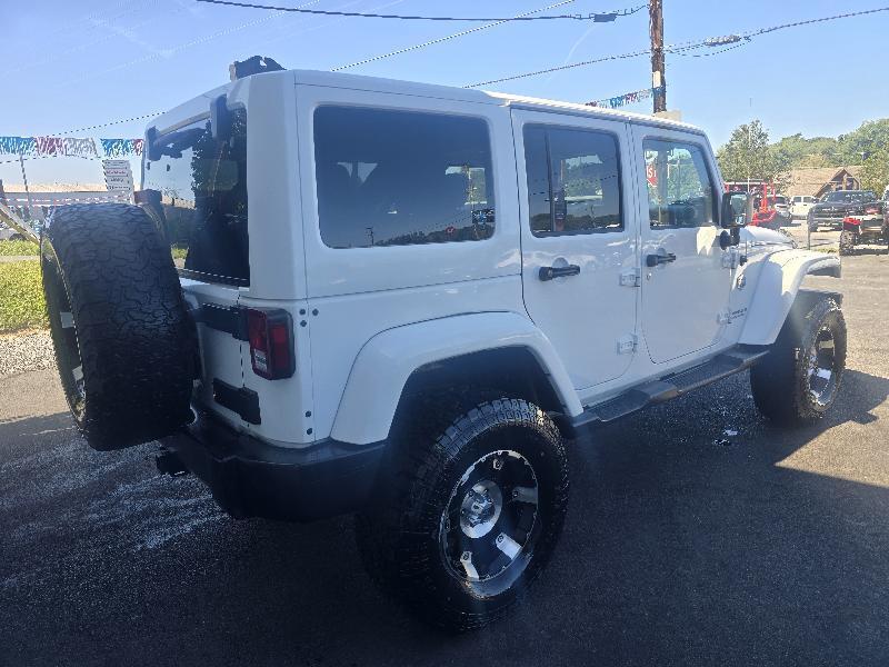 Jeep Wrangler Unlimited Sahara 4WD 2012