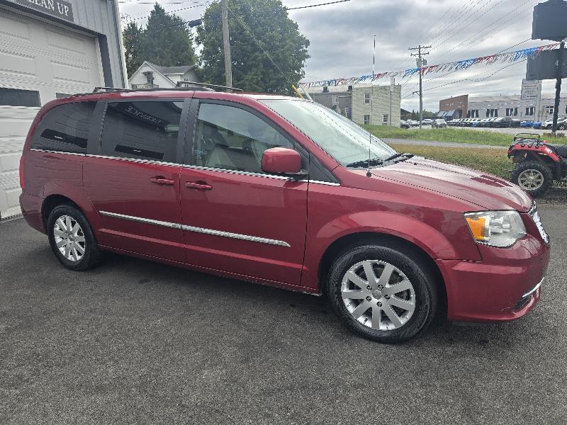 Chrysler Town & Country Touring 2016