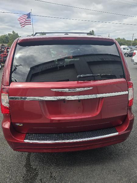Chrysler Town & Country Touring 2016