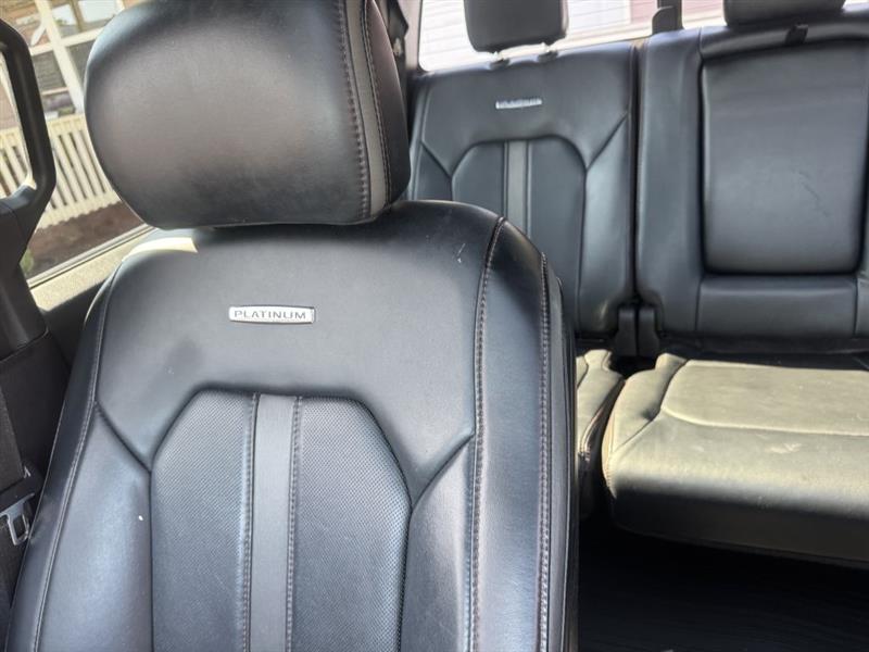 Ford F-150 4WD SuperCrew 145" Platinum 2019 Ford F-150 4WD SuperCrew 145" Platinum 2019