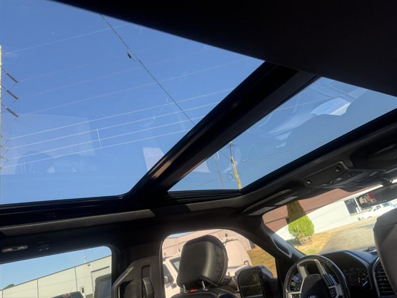 Ford F-150 4WD SuperCrew 145" Platinum 2019