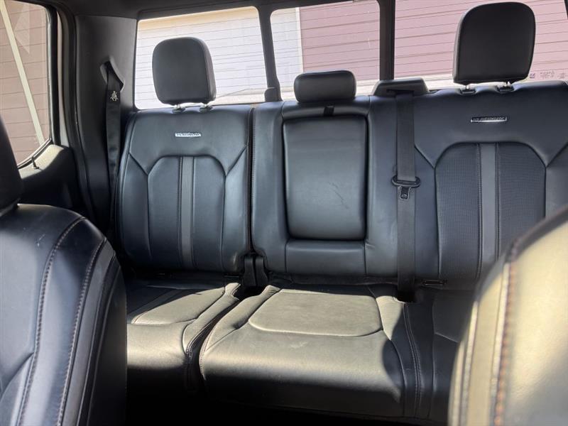 Ford F-150 4WD SuperCrew 145" Platinum 2019