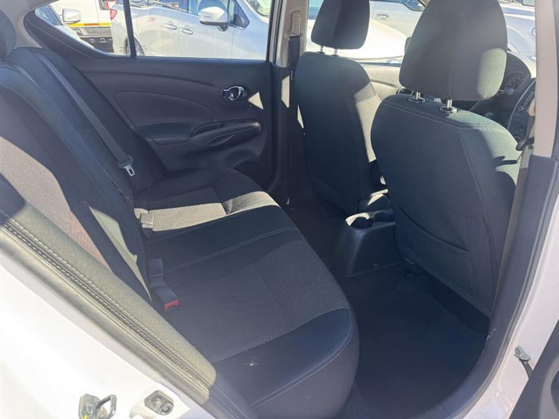 Nissan Versa 1.6 S 5M 2019